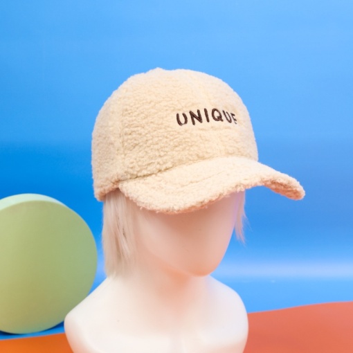 Бейсболка плюшевая "Unique" бежевый (54-60см)