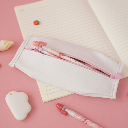 Пенал "Strawberry Milk" A