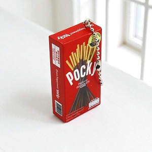 Брелок "Pocky" шоколад, красный
