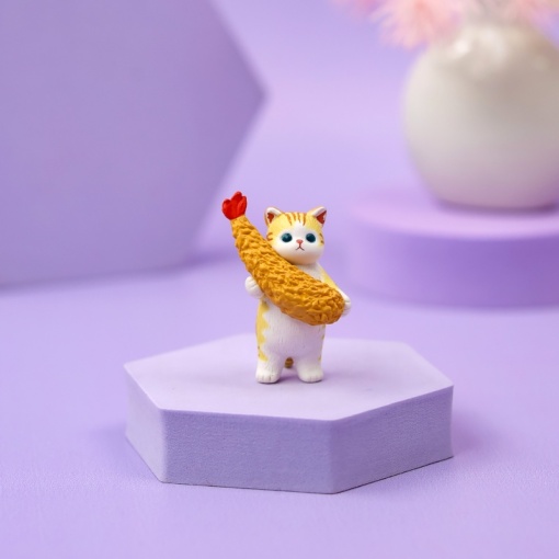 Фигурка "Shrimp cat" 5-6 см, в ассортименте 1шт оптом