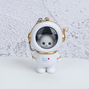 Брелок "Котик космонавт" белый