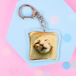 Брелок акриловый "Cat" котик в хлебе